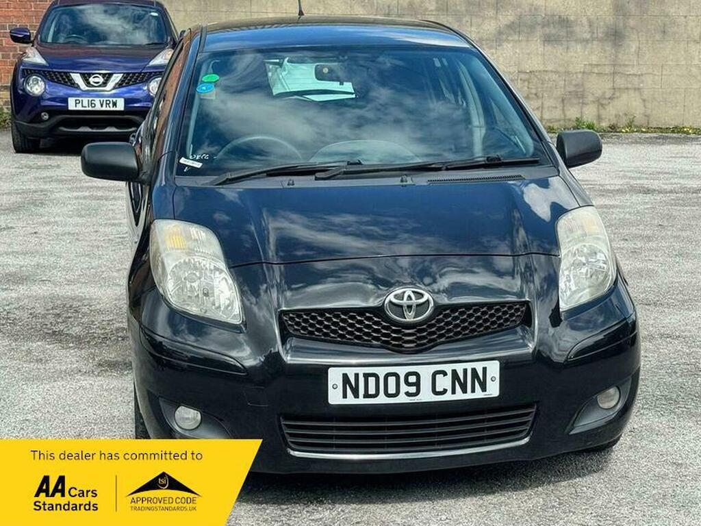 Toyota Yaris Black 2009 Model